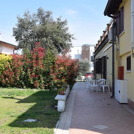Albergo Trattoria Fioravante Peschiera del Garda Esterno foto