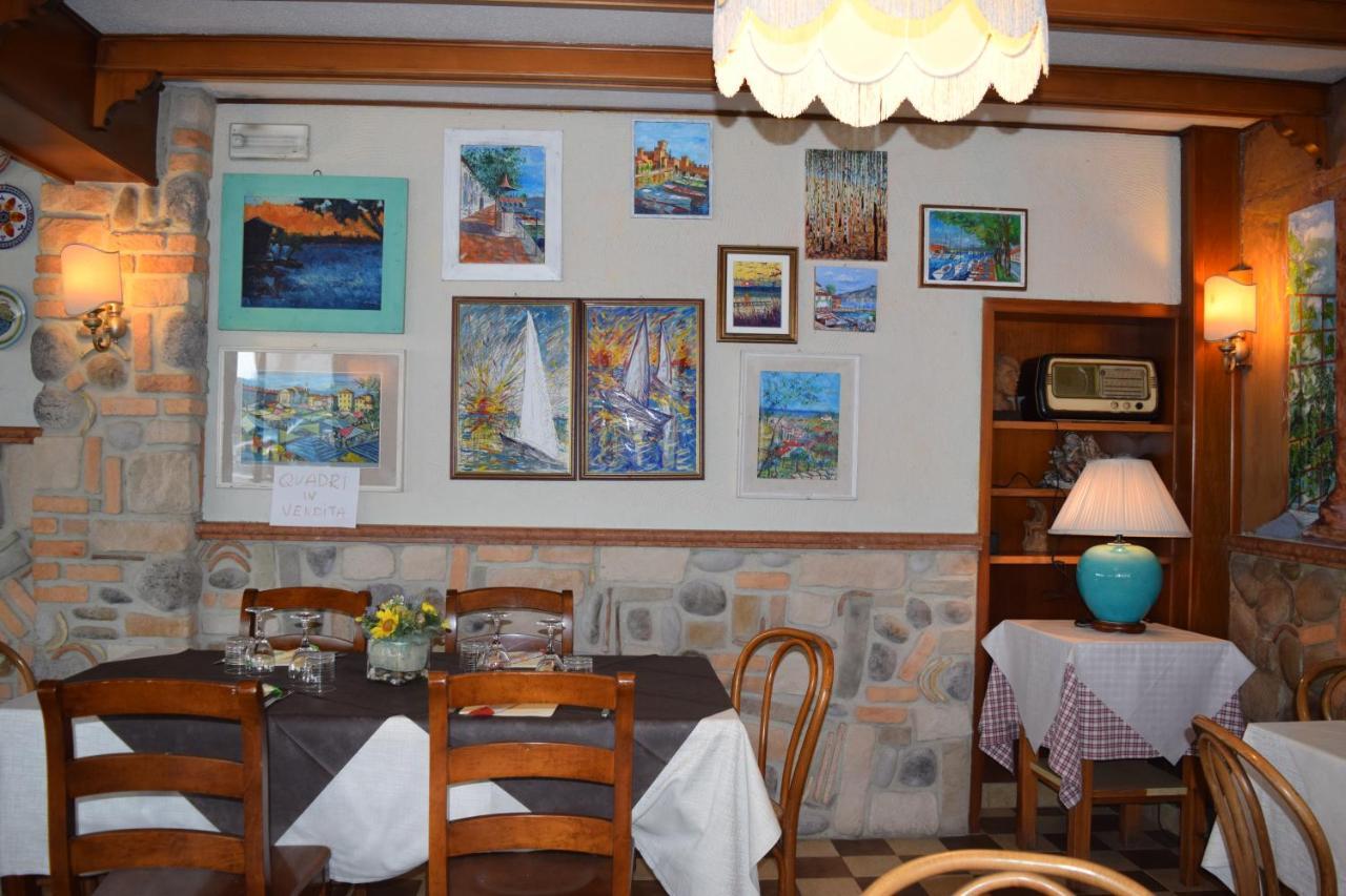 Albergo Trattoria Fioravante Peschiera del Garda Esterno foto