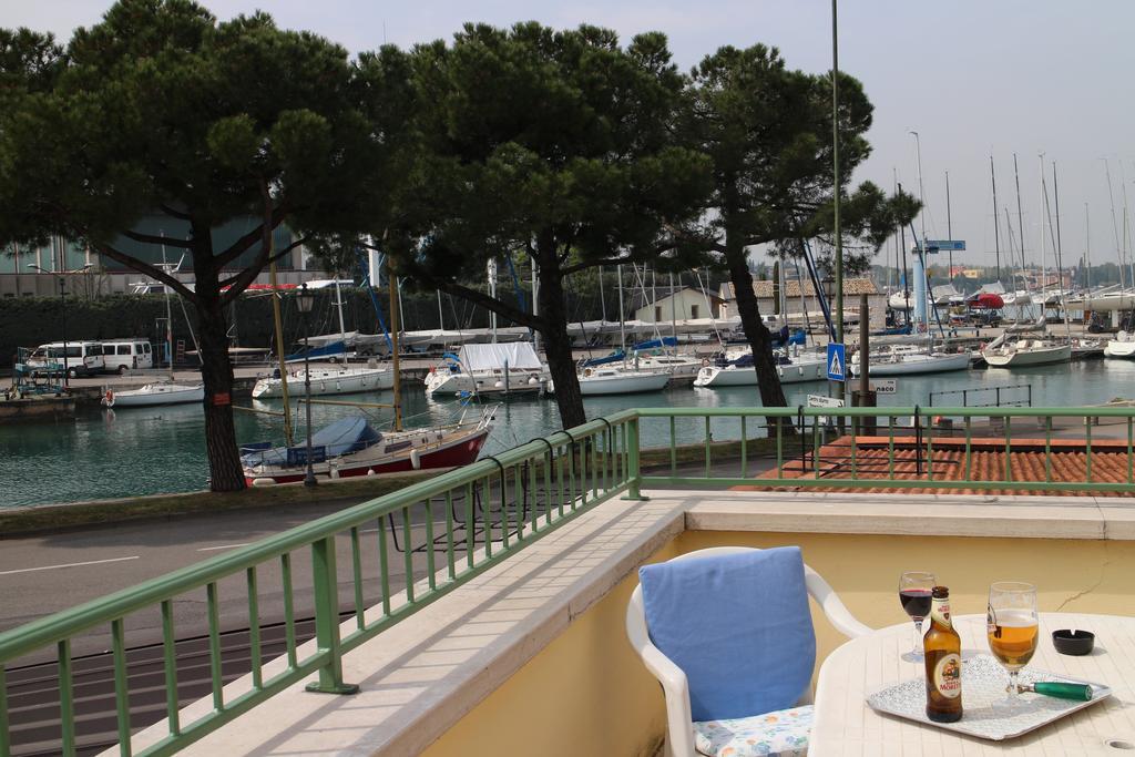 Albergo Trattoria Fioravante Peschiera del Garda Esterno foto