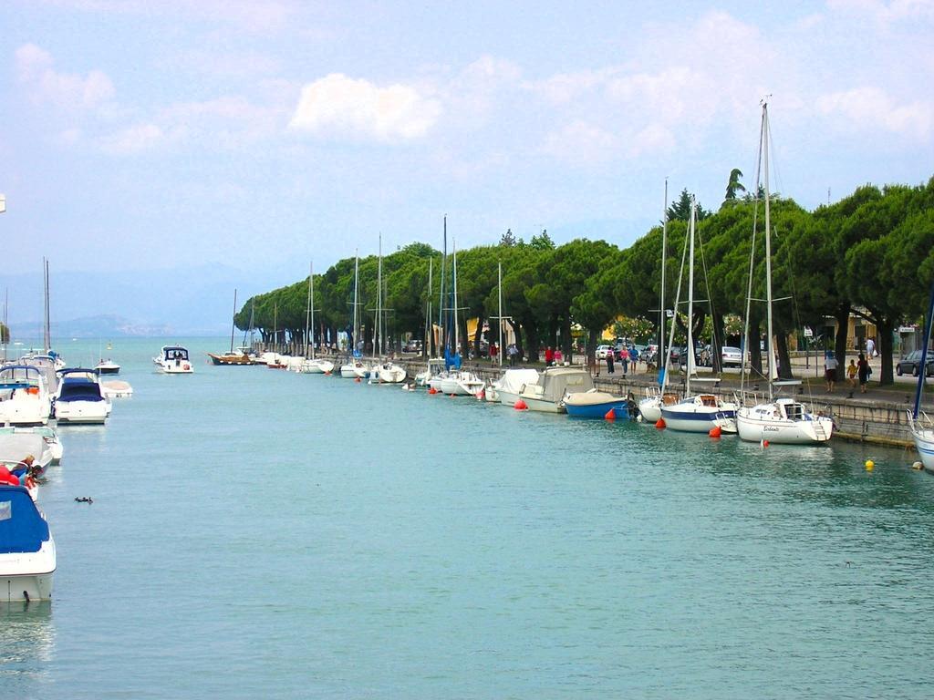 Albergo Trattoria Fioravante Peschiera del Garda Camera foto