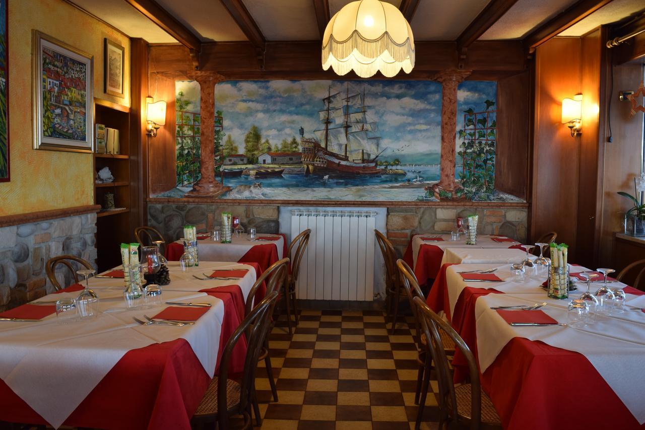 Albergo Trattoria Fioravante Peschiera del Garda Esterno foto